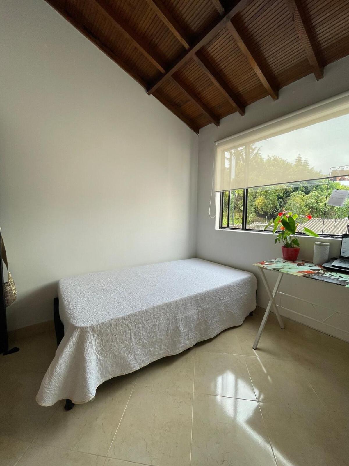 Hermosa Casa Via Al Nevado, Termales Del Otono, Cerca Al Bosque Complejo Deportivo Y Clinica, Sector San Marcel * Manizales