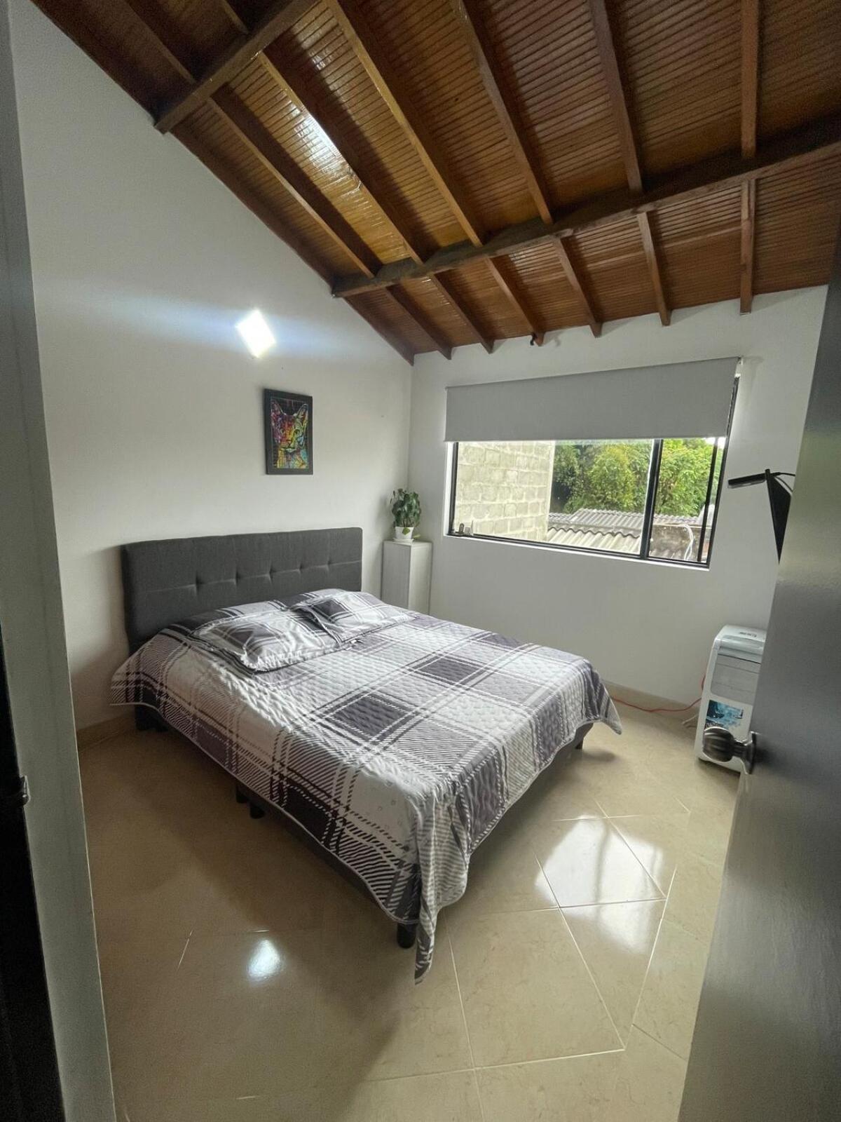 Hermosa Casa Via Al Nevado, Termales Del Otono, Cerca Al Bosque Complejo Deportivo Y Clinica, Sector San Marcel